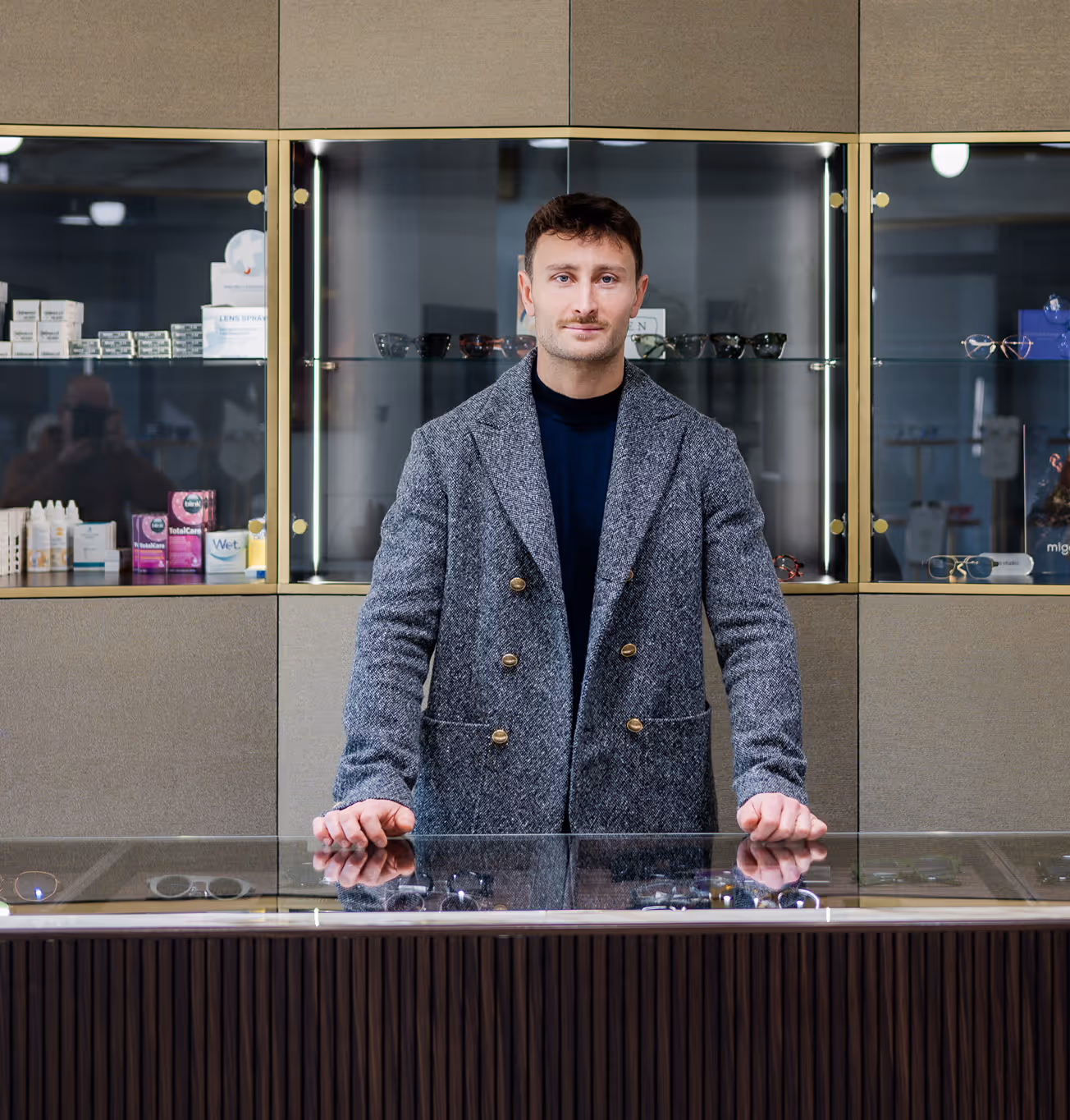 AlessandroPersonalEyeSpecialistOtticaGem